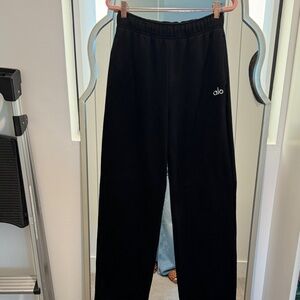 Alo sweatpants
